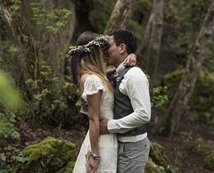 Красивая свадебная фотосессия в лесу: идеи с фото