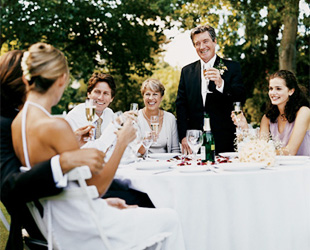Как быть хорошим гостем на свадьбе? 
