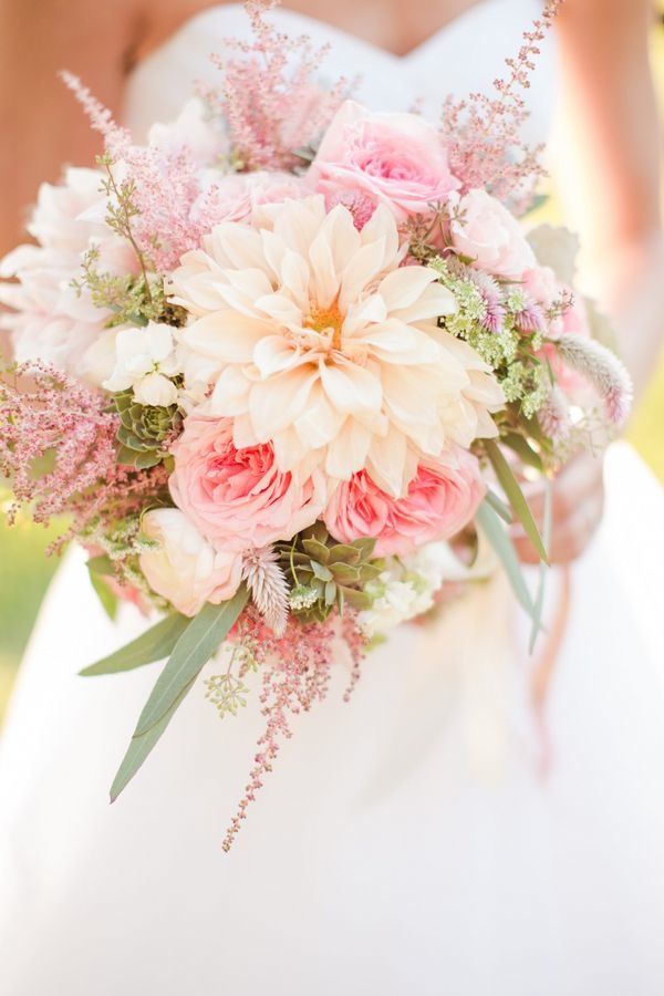 blush pink wedding ideas (17)