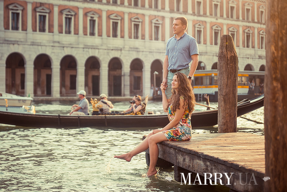 proposal and engagement in Venice, romantic photo shooting in Italy photo (9)