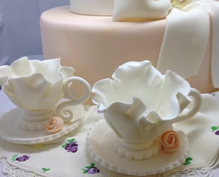 Идеи для торта на фарфоровую свадьбу