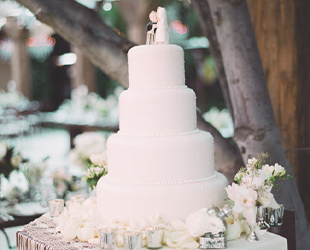 Белый свадебный торт - необычные идеи