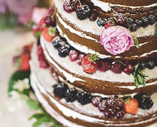 Какой торт лучше заказать на свадьбу летом?
