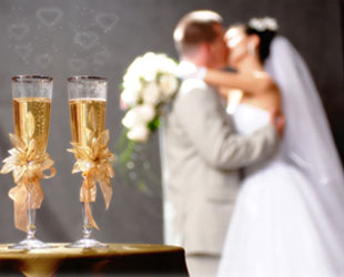 Какой алкоголь выбрать для свадьбы?