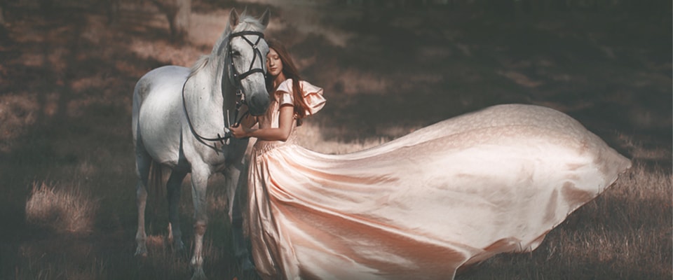 свадебная фотосессия осенью с лошадьми фото