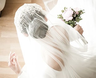 Как подобрать фату под свадебное платье
