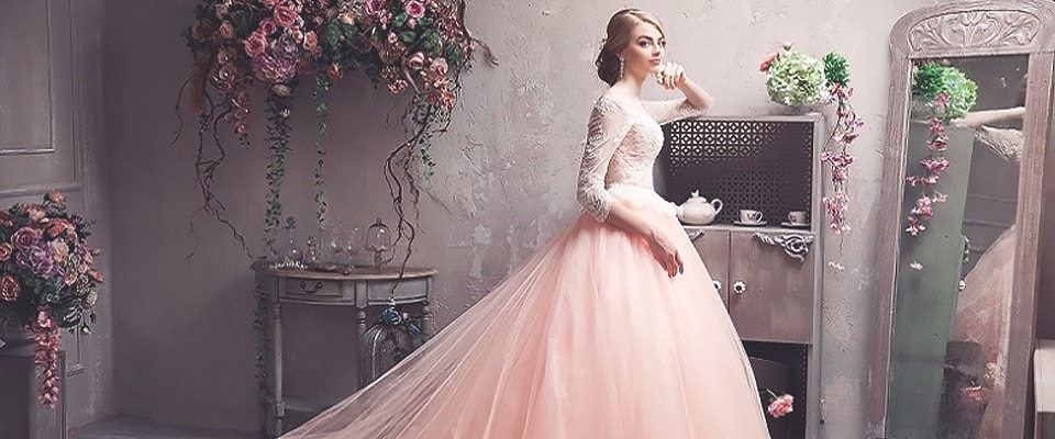 свадебное нежно розовое платье фото
