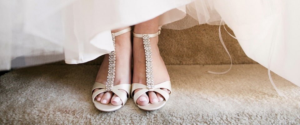 фото свадебных туфлей без каблука