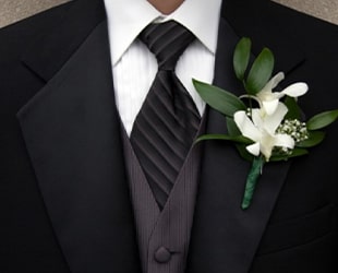 Как подобрать галстук жениху на свадьбу?