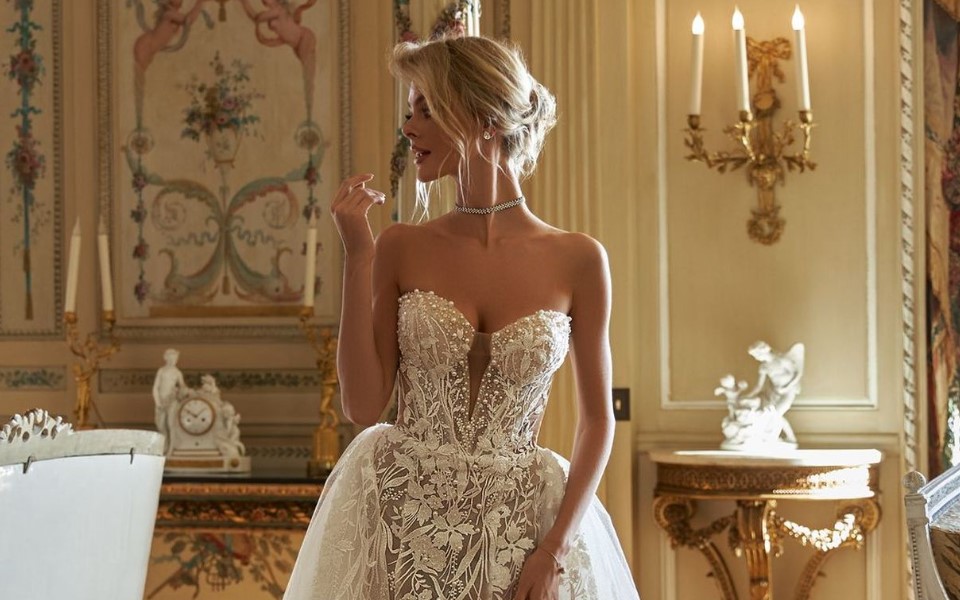 дизайнерські весільні сукні львів