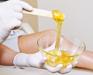 Шугаринг или воск: как выбрать метод под конкретную задачу